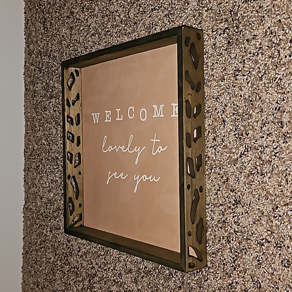 Welcome Sign - Picture 3 of 4